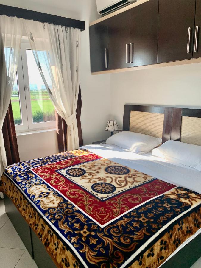 Hotel Anxhelo Kuçovë Extérieur photo