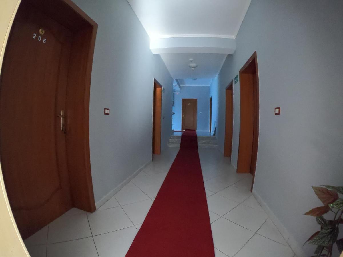 Hotel Anxhelo Kuçovë Extérieur photo