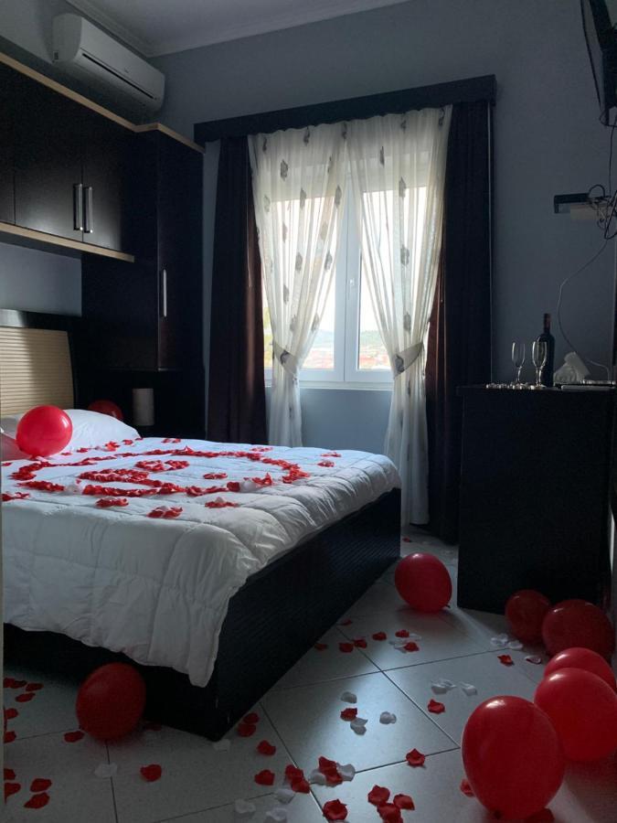 Hotel Anxhelo Kuçovë Extérieur photo