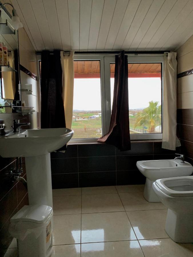 Hotel Anxhelo Kuçovë Extérieur photo